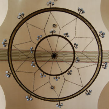 Der Radleuchter im Inneren der Synagoge Synagoge Leuchter wb 350